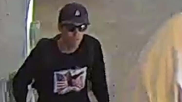 Search goes on for suspect in Charlie Kirk assassination