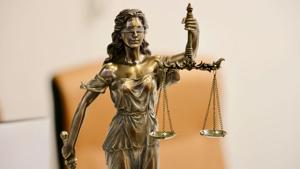 Routh trial gets a taste of Vienna sausages as it speeds along