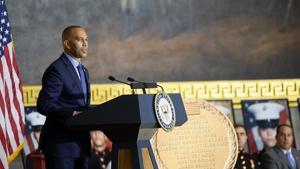 Dozens of U.S. lawmakers demand privacy reforms as FISA deadline looms