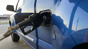 Illinois Quick Hits: Gas prices show slight uptick as US military action resumes