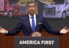 Duffy warns states to enforce English proficiency requirements for truckers