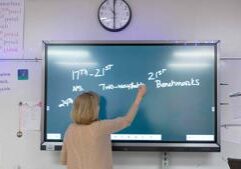 Higher ed spending up as enrollment plummets at Illinois universities Higher ed spending up as enrollment plummets at Illinois universities
