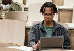 WATCH: Report says national student debt is over $1.6 trillion