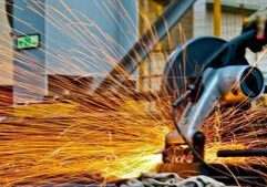 Worker files charges against union alleging unfair practices