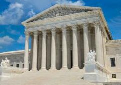 Supreme Court allows Trump to fire FTC members