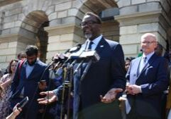 Chicago mayor threatens layoffs, property tax hikes if council rejects head tax