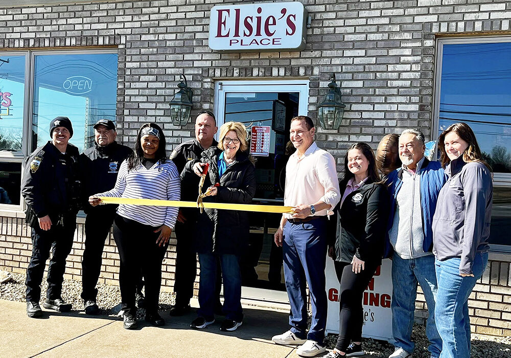 Elsie's Place, located at 1140 Dixie Highway, Unit 1, marked its official launch today with a grand opening and ribbon-cutting ceremony! Elsie's Place is a sandwhich shop with gaming.
